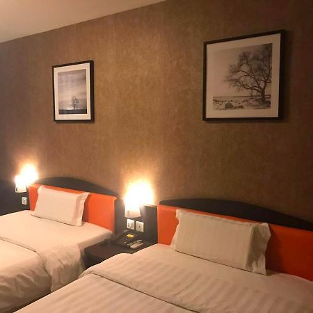 7Days Inn West Liaoyang Road Carrefour Qingdao Extérieur photo
