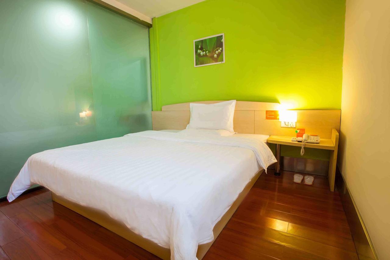 7Days Inn West Liaoyang Road Carrefour Qingdao Extérieur photo