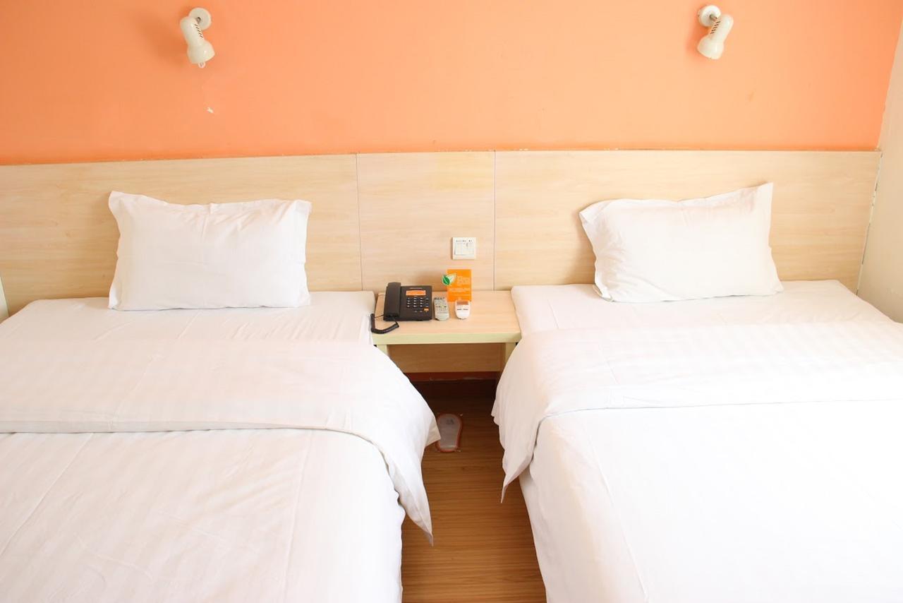 7Days Inn West Liaoyang Road Carrefour Qingdao Extérieur photo