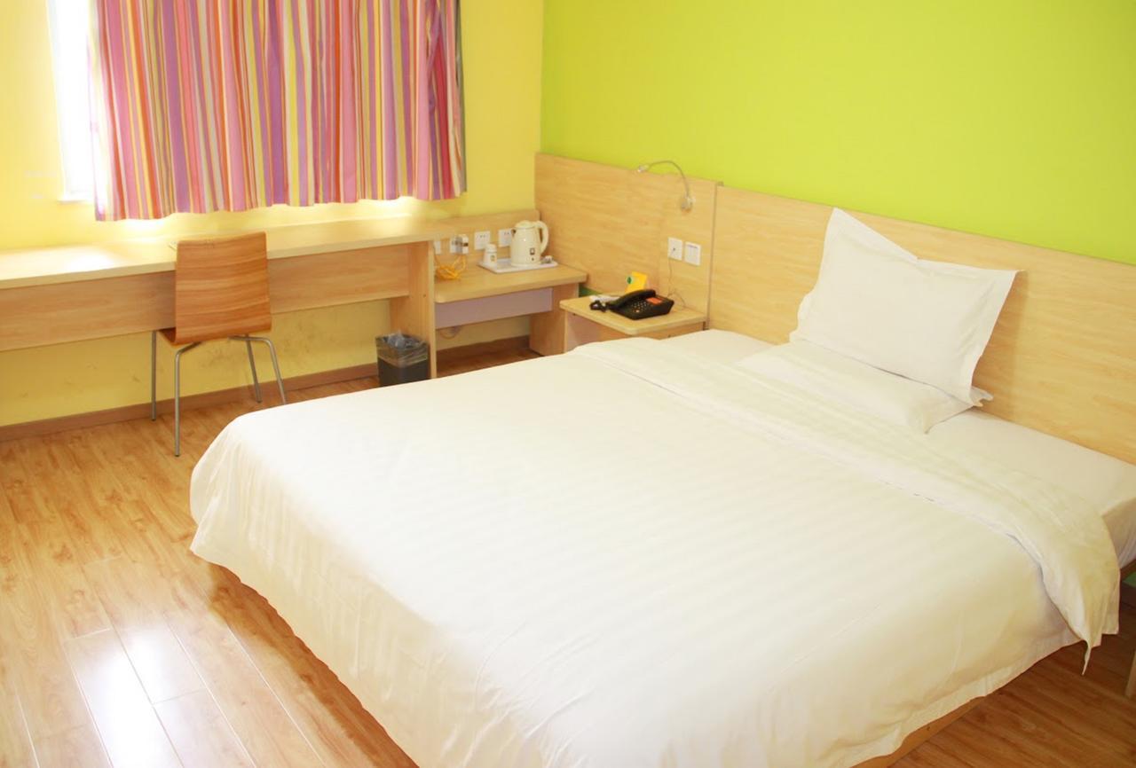 7Days Inn West Liaoyang Road Carrefour Qingdao Extérieur photo